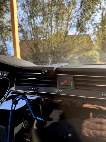 VW Touran 5T MagSafe-Handyhalterung